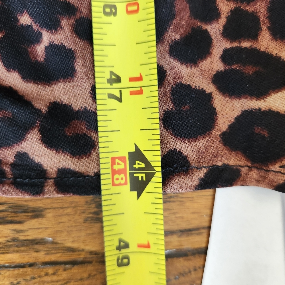 TORRID Leopard Challis Keyhole Midi Skater Dress NWT Size 2 / 2X Cutout Pin-Up - Picture 14 of 14